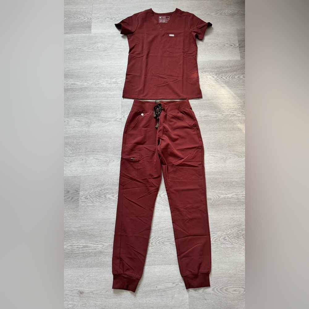 Figs women’s scrubs set size XXS